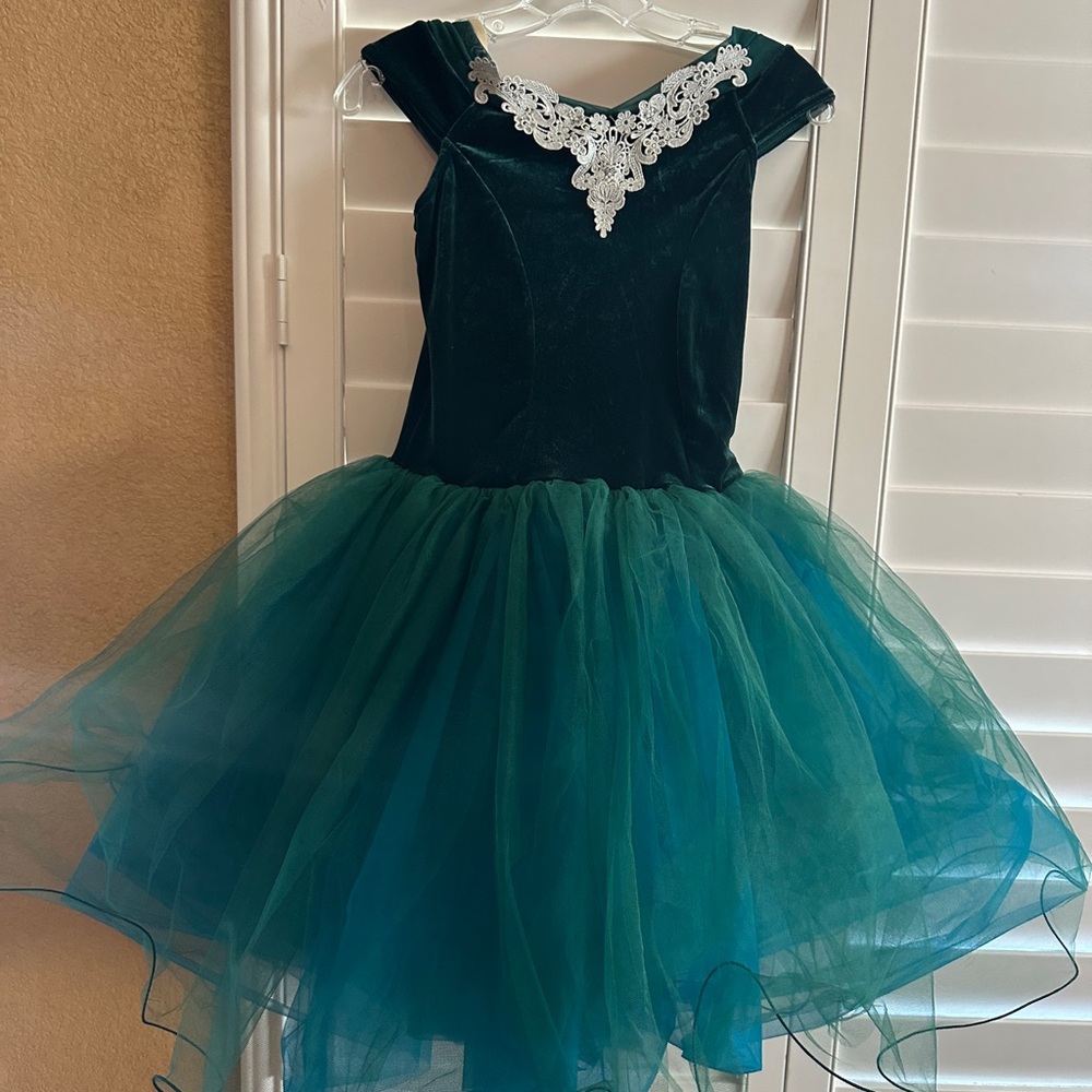 Weissman Style 12447 - green velour ballet 🩰